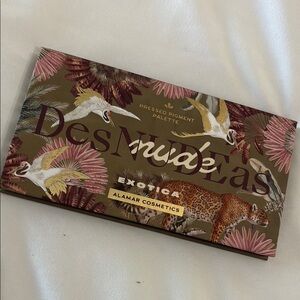 Alamar Cosmetics Desnuda Eyeshadow Palette
